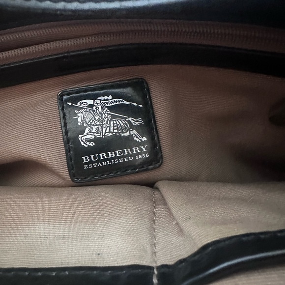 BURBERRY Large Larkin Hobo Handbag Tan SuperNova Check Black Patent - Picture 5 of 9